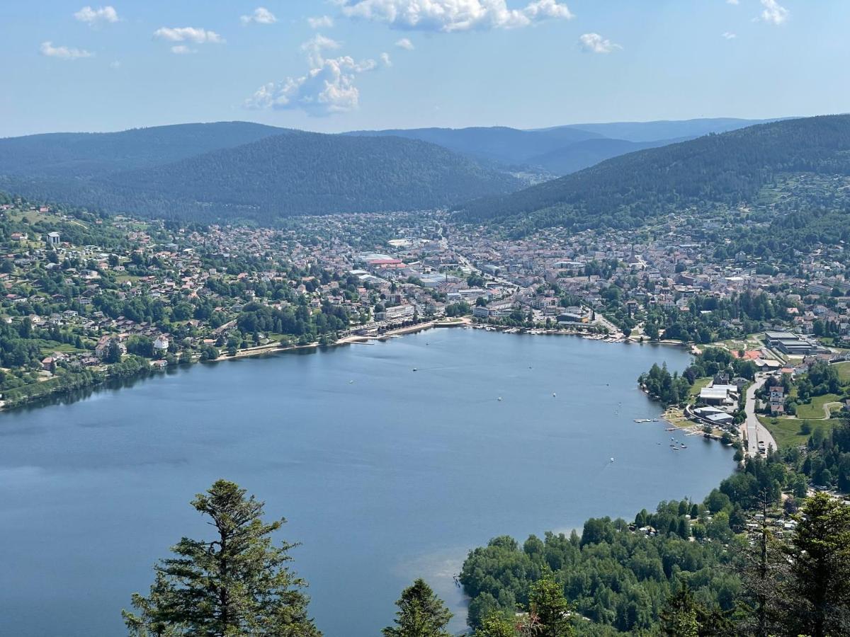 Le Chalet Blanc De Gerardmer Avec Spa Luaran gambar